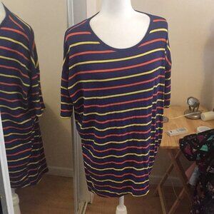S LuLaRoe Irma Top B02 523